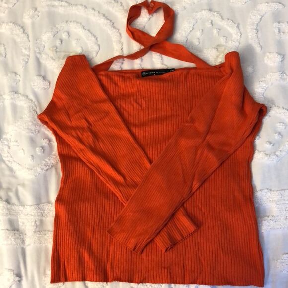 Fashion to Figure Daphne Cross Neck Off-the-Shoulder Sweater 2X - Picture 6 of 7